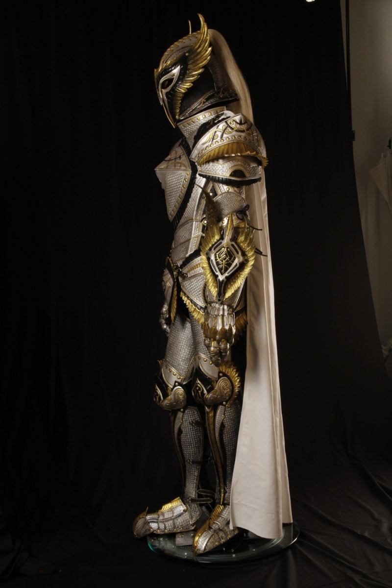 Gallery - White Knight Armor - Prince Armory